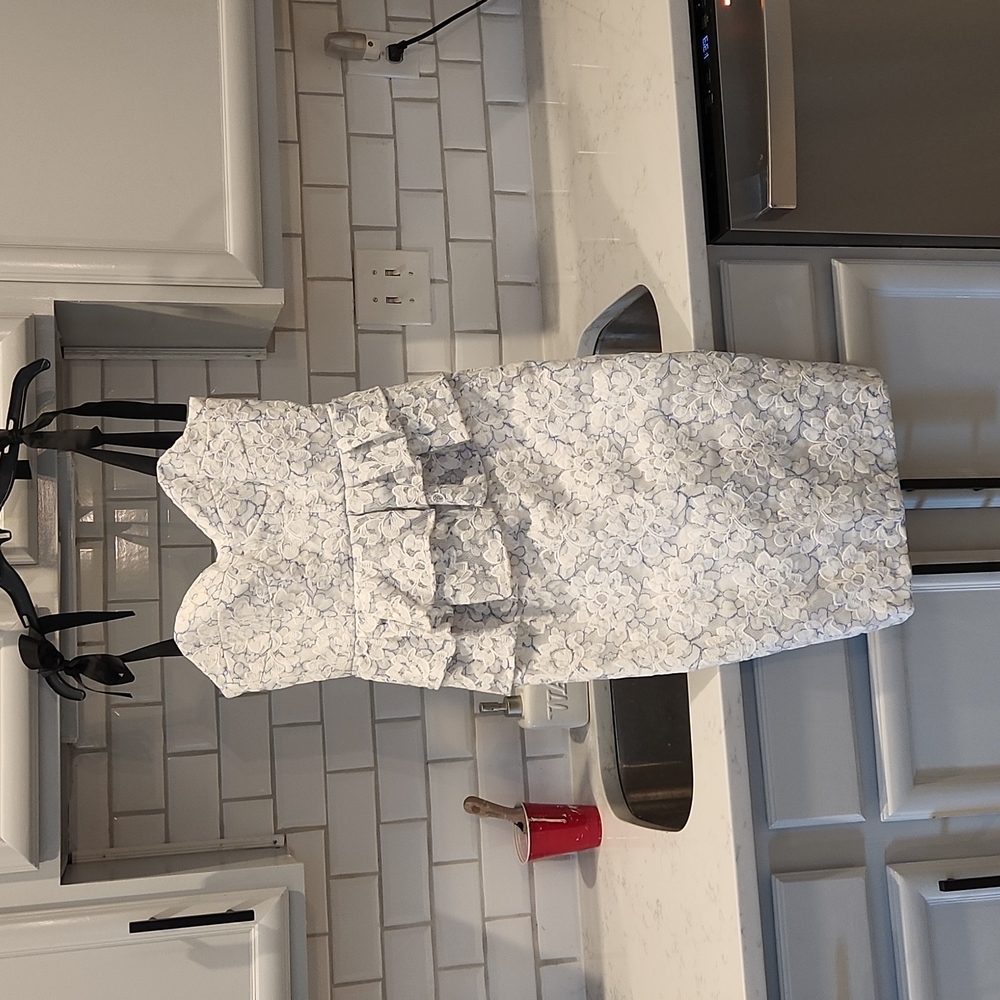 Lace dress